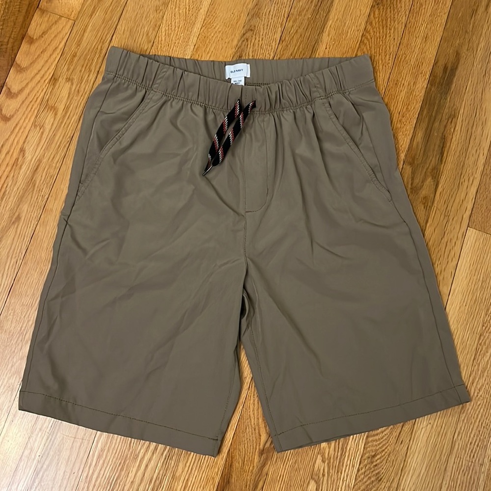 Old Navy 18 Husky Shorts